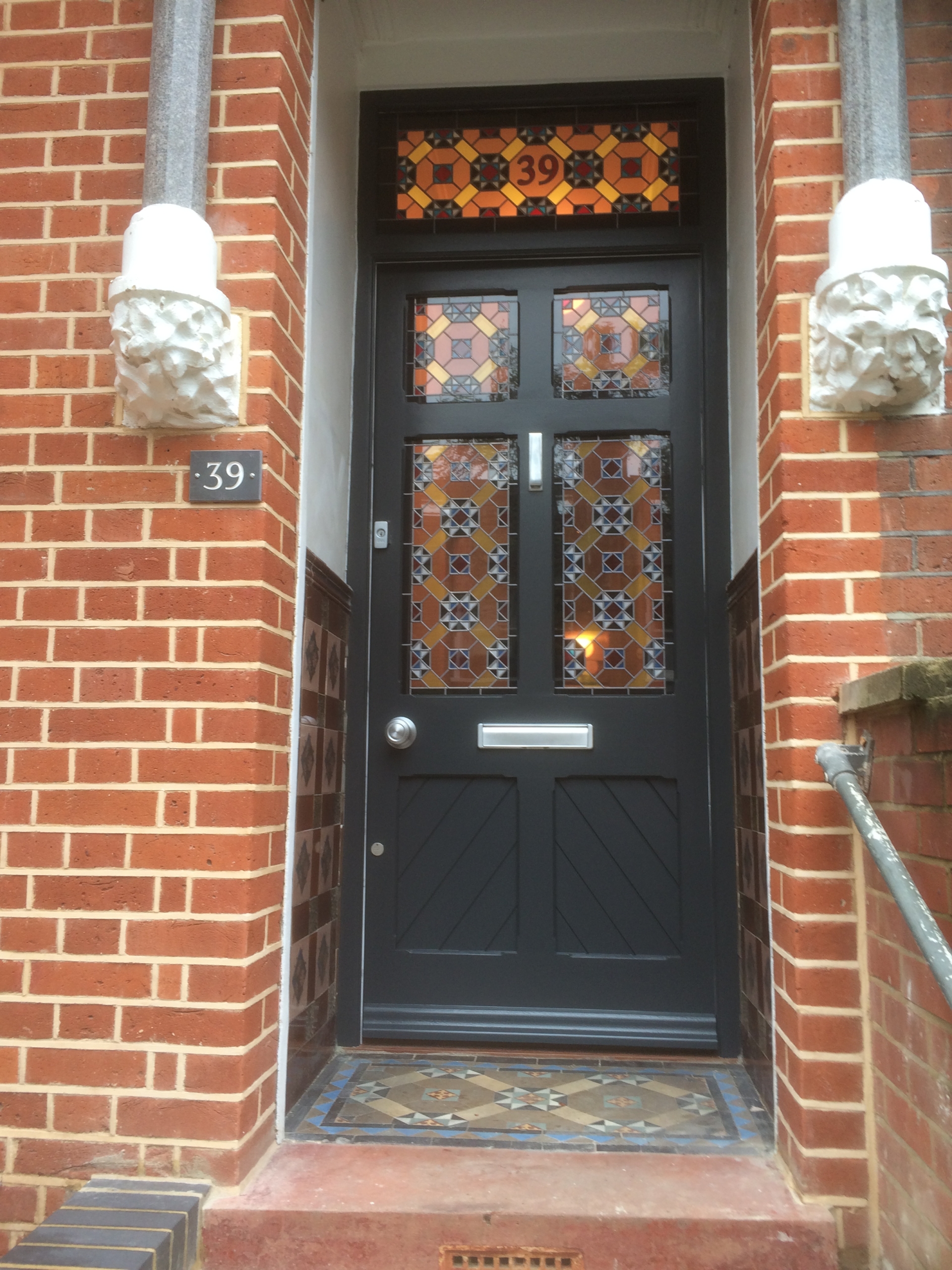 front-entrance-door-installed-london-front